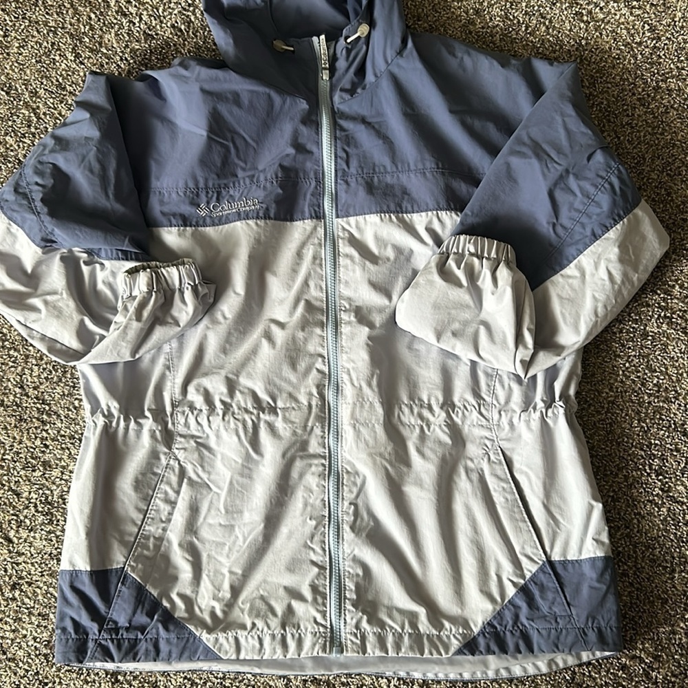 5/$25 Columbia Women’s Sportswear lightweight two tone blue jacket size Large - Picture 2 of 13